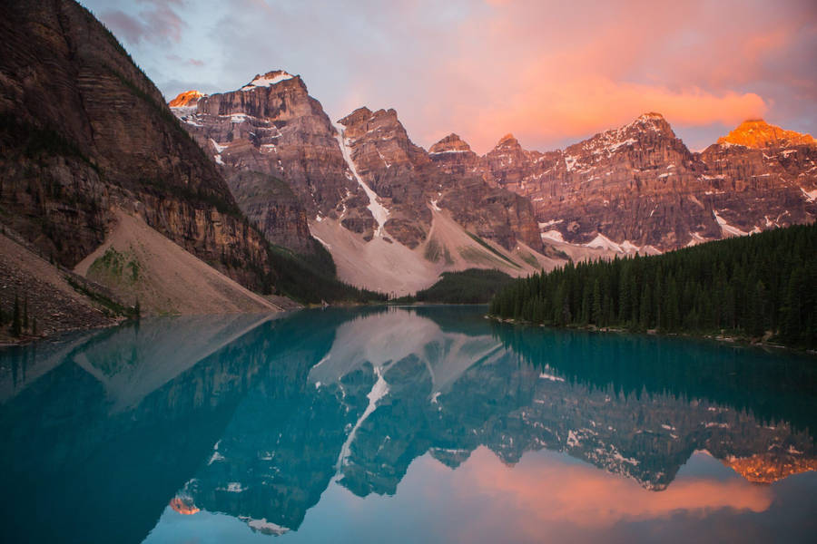 Aesthetic Desktop Moraine Lake Wallpaper