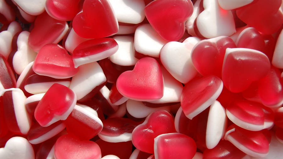 Aesthetic Heart Gummies Wallpaper