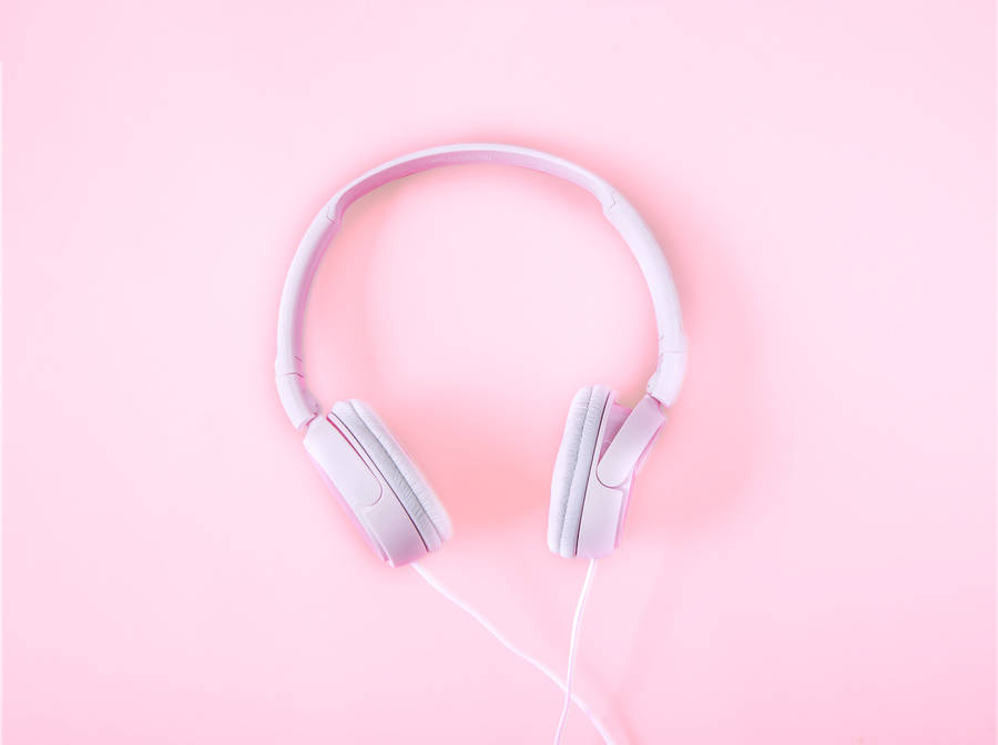 Aesthetic Minimalist Pink Headphone Wallpaper