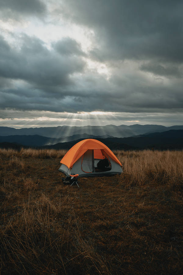 Aesthetic Overcast Cloudy Sky Camping Wallpaper