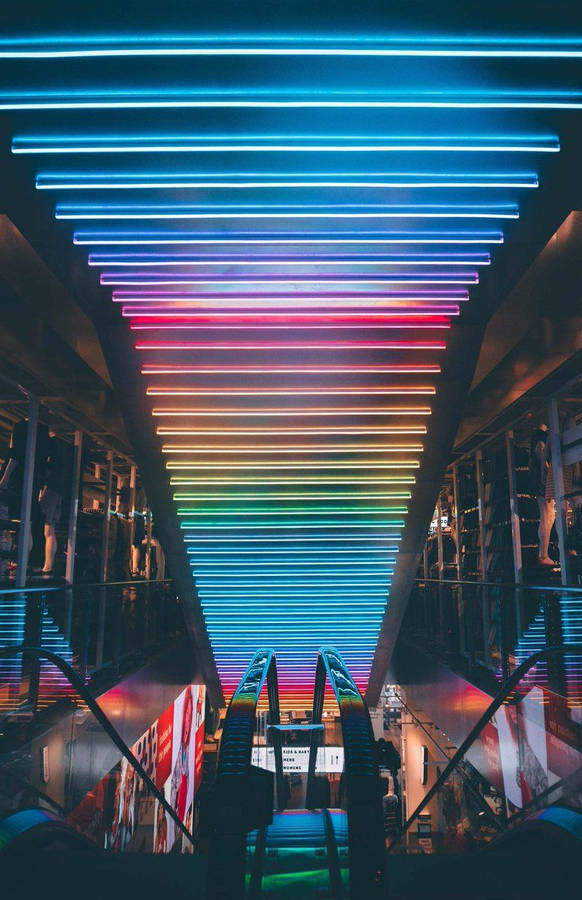 Aesthetic Perspective - Exploring The Urban Jungle With Iphone 11 Wallpaper