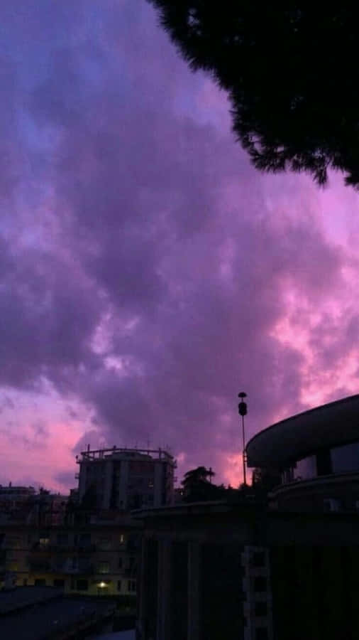 Aesthetic Vintage Purple Sunset Sky Wallpaper