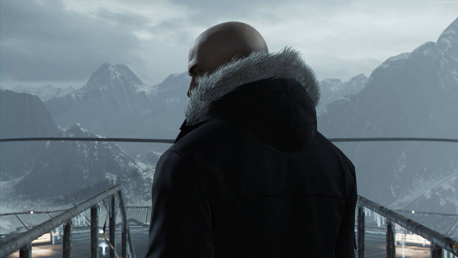 Agent 47 In Hitman Absolution Wearing Fur Jacket Wallpaper