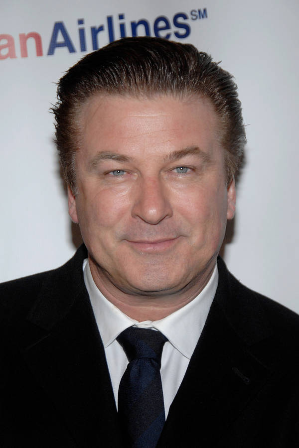 Alec Baldwin Light Smooth Skin Wallpaper