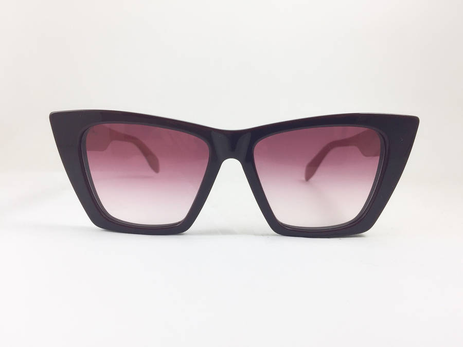 Alexander Mcqueen Fashion Sunglasses Retro Cat Eye Wallpaper