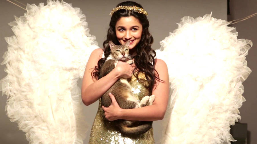 Alia Bhatt Angel Wallpaper