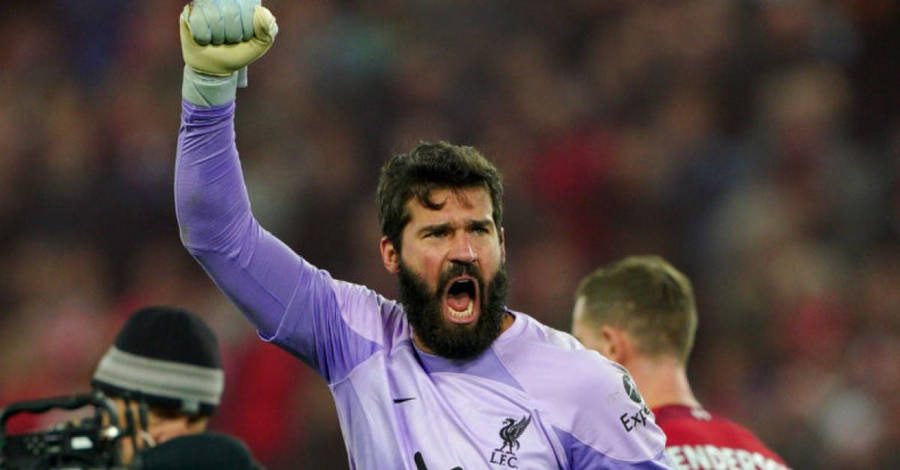 Alisson Becker Celebrating Fist Up Wallpaper