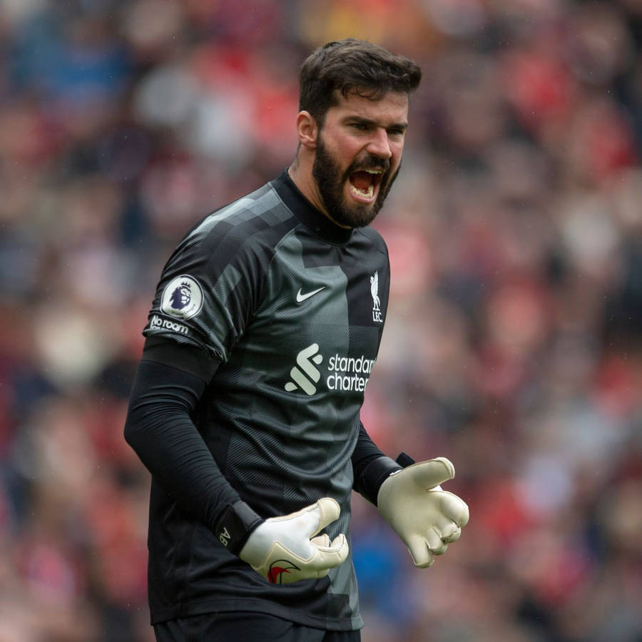 Alisson Becker Screaming Wallpaper