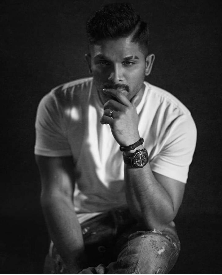 Allu Arjun Thinking Pose Wallpaper