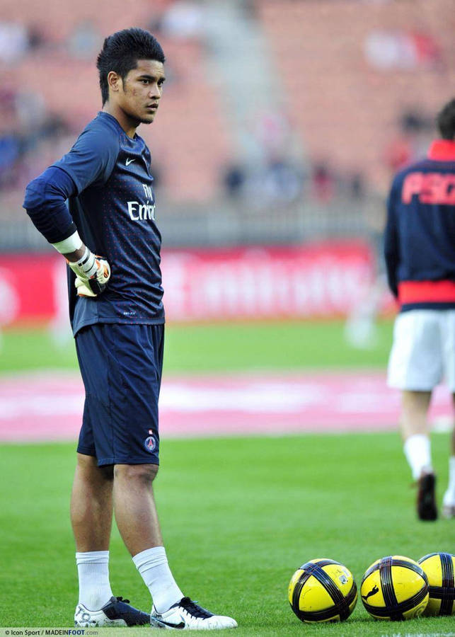 Alphonse Areola Standing Next To Balls Wallpaper