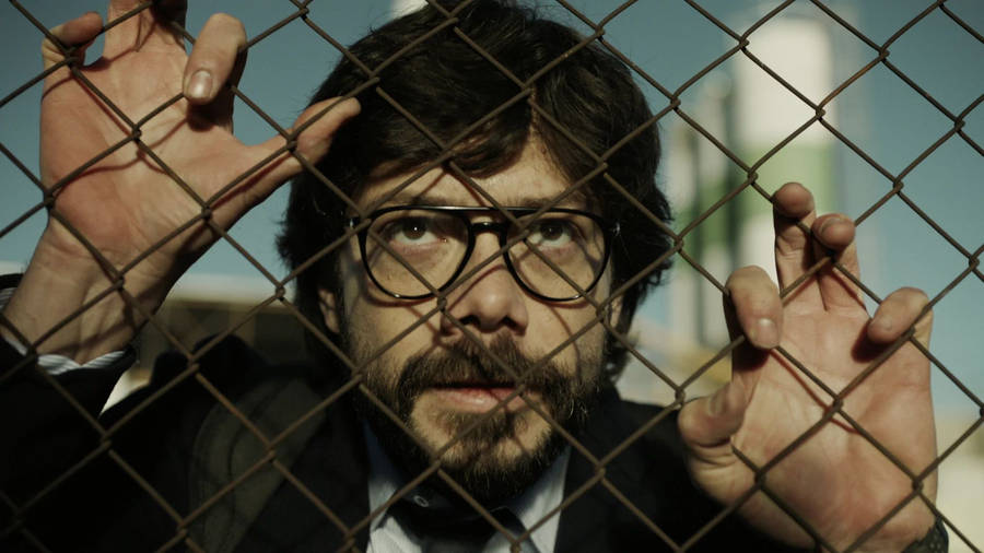 Alvaro Morte As Professor Money Heist Wallpaper