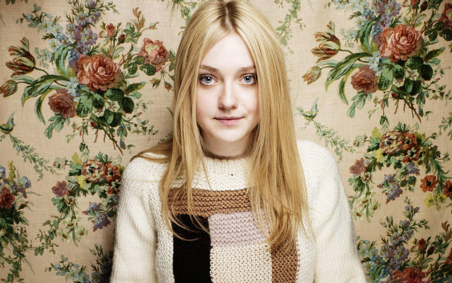 American Actress Dakota Fanning Floral Background Wallpaper