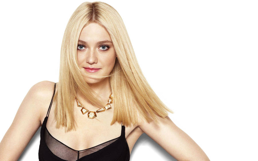 American Actress Dakota Fanning Swaying Hair Photoshoot Wallpaper