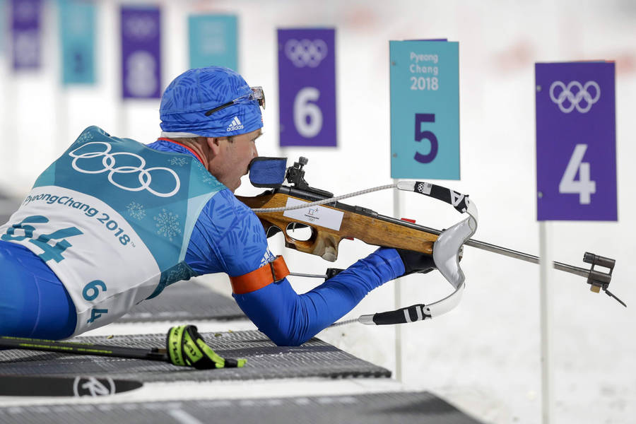 American Biathlete Lowell Bailey Aiming Precision In Biathlon At 2018 Winter Olympics Wallpaper