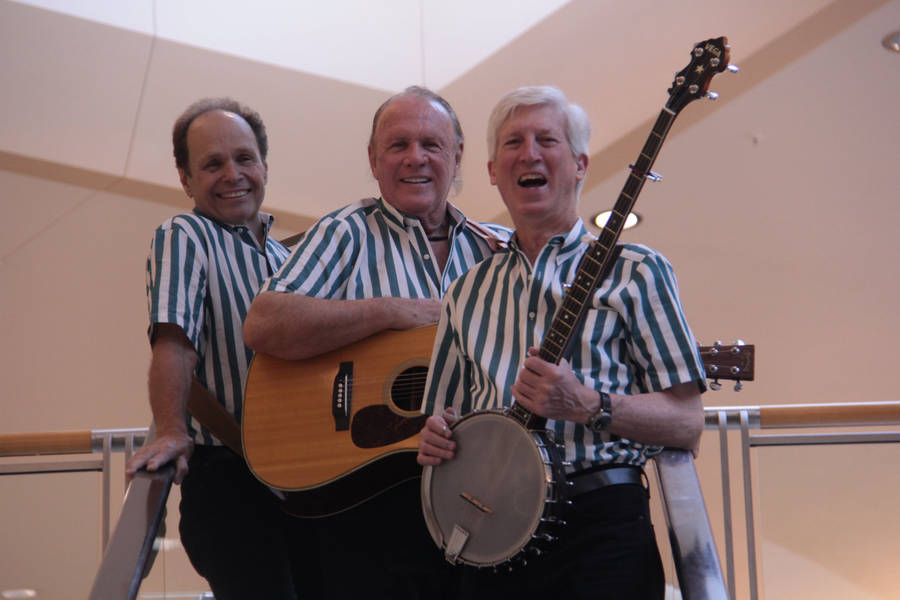 American Folk And Pop Group The Kingston Trio Escalator Wallpaper