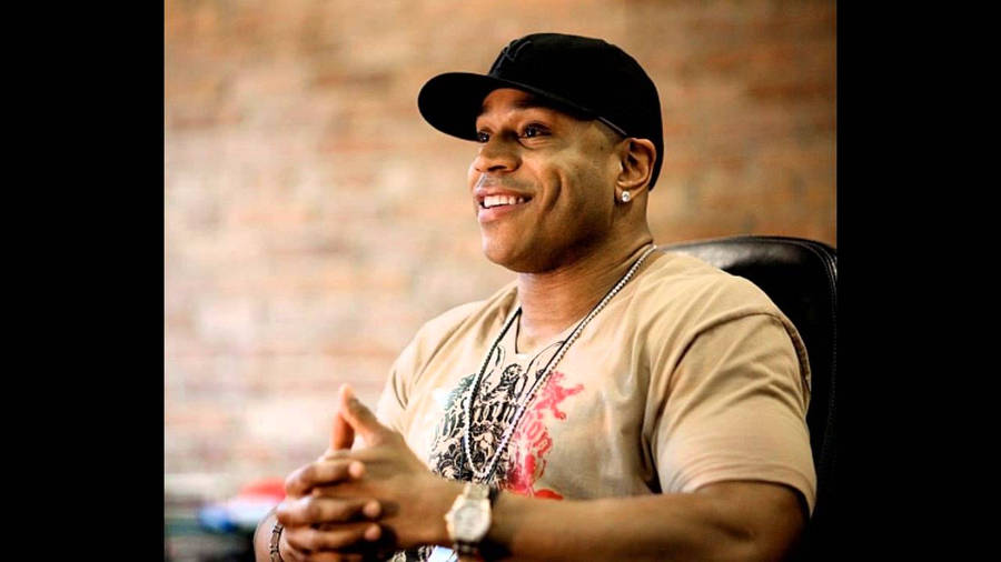 American Rapper Ll Cool J Interview Still Wallpaper