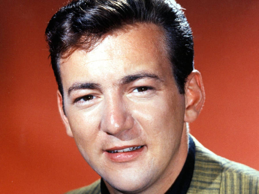 American Singer Bobby Darin 1962 Portrait Wallpaper