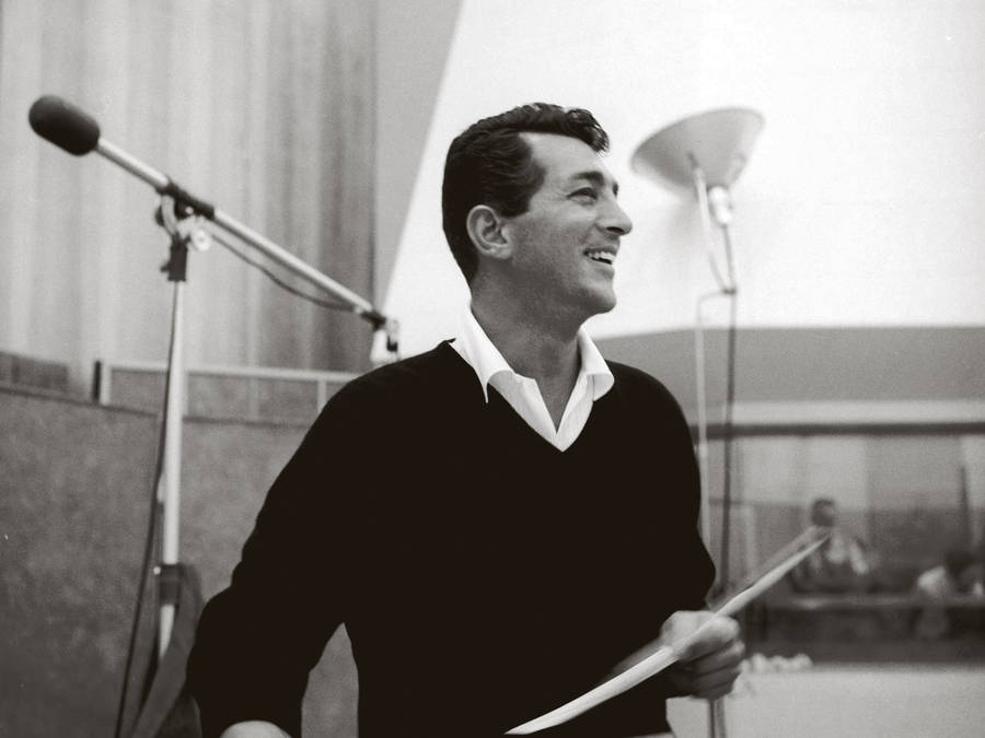 American Singer Dean Martin Greatest Hits Album Wallpaper