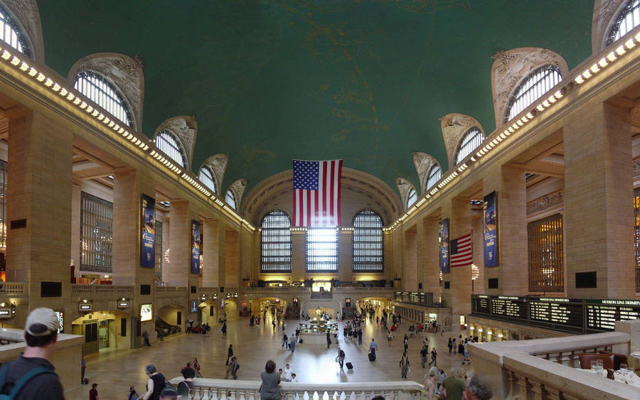 An Average Day At Grand Central Terminal Wallpaper