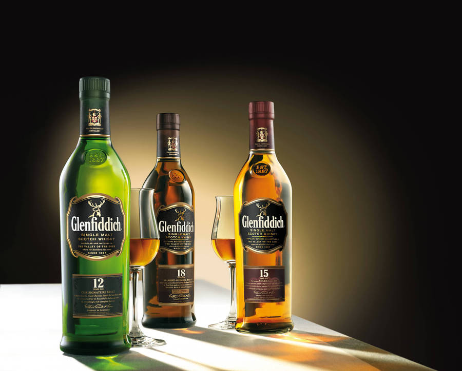 An Exquisite Selection Of Glenfiddich Flagship Whiskies. Wallpaper