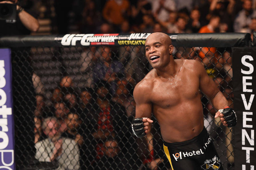 Anderson Silva Happy Inside Octagon. Wallpaper