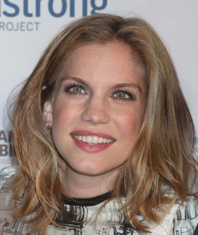 Anna Chlumsky Striking A Pose In A Photoshoot. Wallpaper