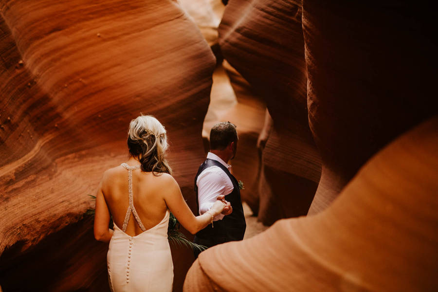 Antelope Canyon Exploring Wallpaper