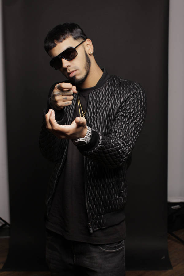 Anuel Aa In All Black Wallpaper