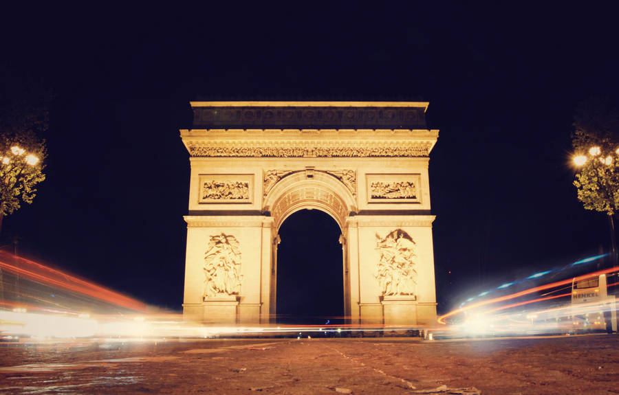 Arc De Triomphe Streetlamps Wallpaper