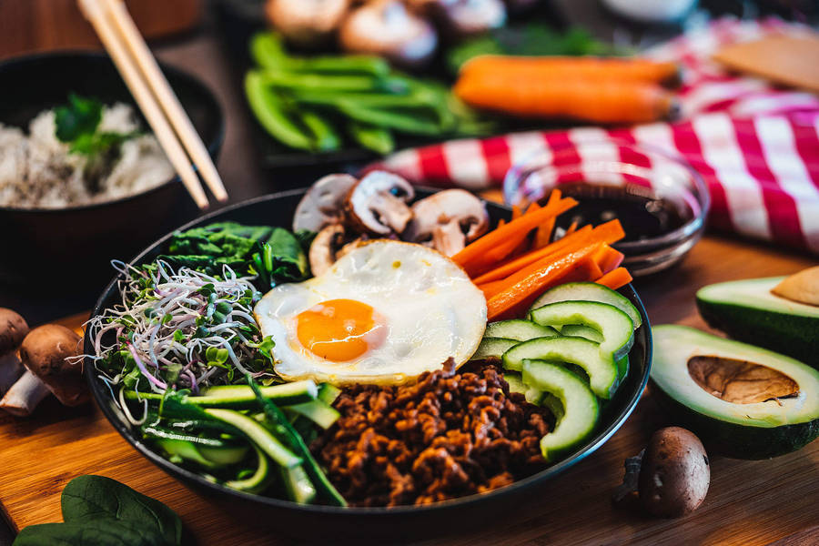 Aromatic And Healthy Bibimbap Dish Wallpaper