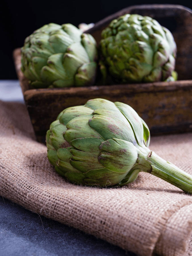 Artichoke Out Of A Wooden Box Wallpaper