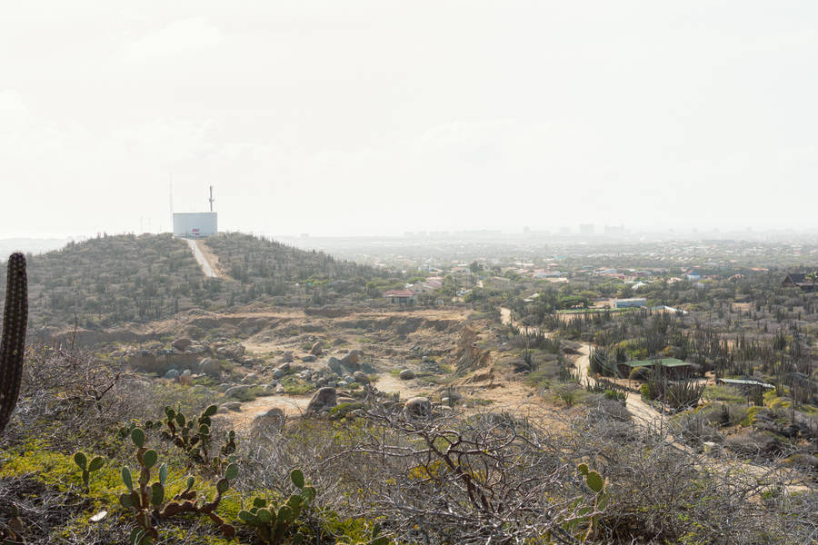 Aruba Hooiberg Hiking Trail Wallpaper