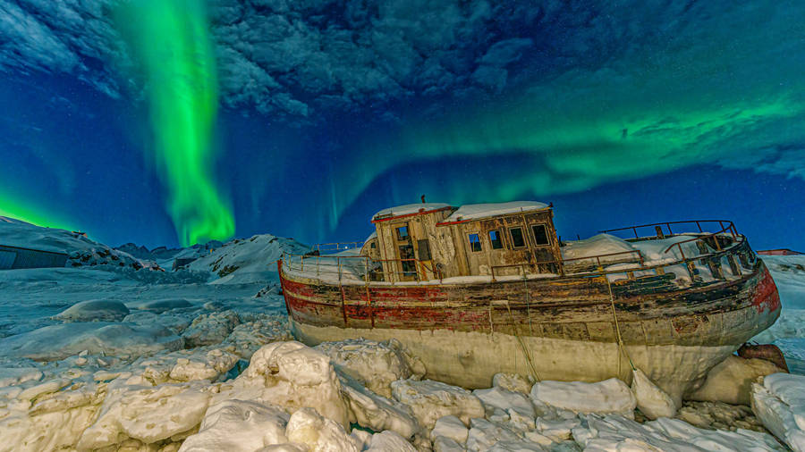 Aurora Borealis Tasiilaq Greenland Wallpaper