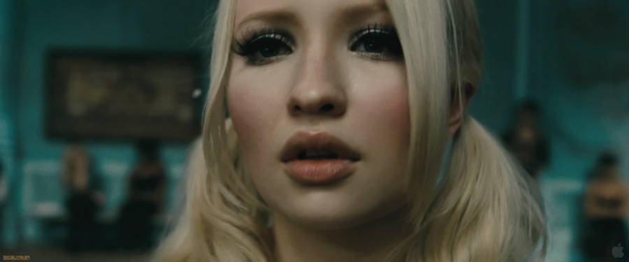 Australian Fashion Model Emily Browning As Baby Doll 2011 Wallpaper