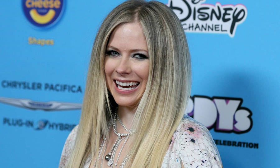 Avril Lavigne At 2019 Ardys Wallpaper