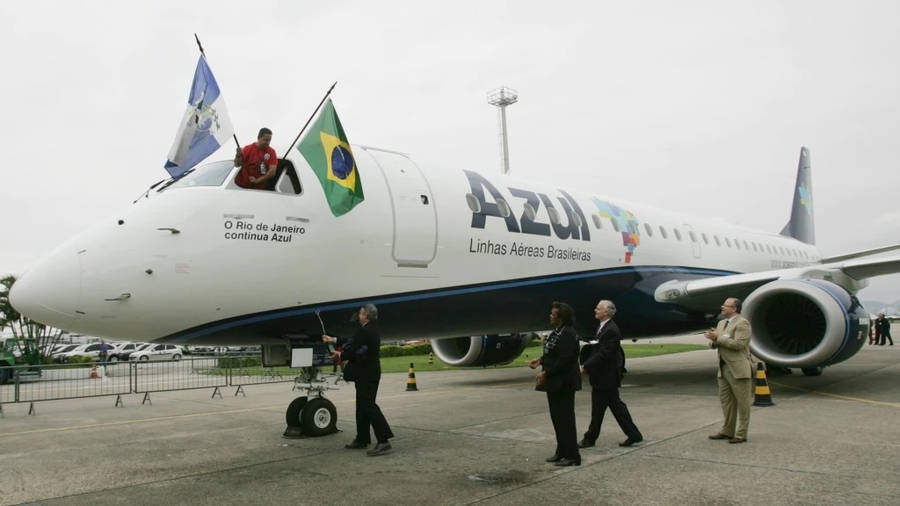 Azul Airlines Flight Over Rio De Janeiro Wallpaper