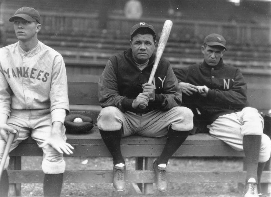 Babe Ruth And Teammates Wallpaper