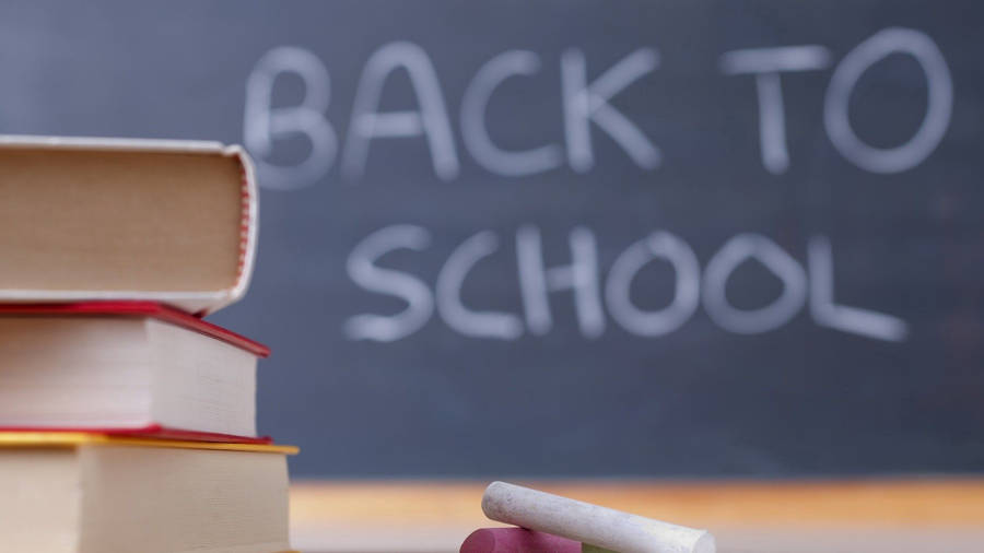 Back-to-school Blurred Inscription Wallpaper