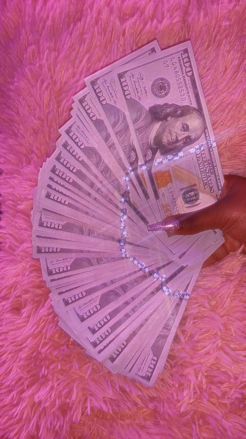 Baddie Aesthetic Money On Hand Wallpaper