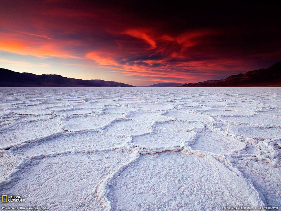 Badwater Basin Death Valley Wallpaper