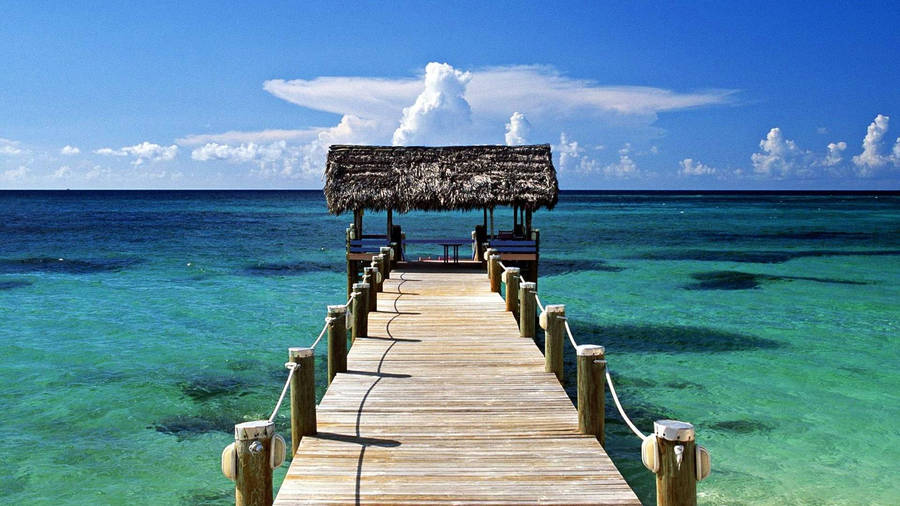 Bahamas Bridge In The Ocean Wallpaper