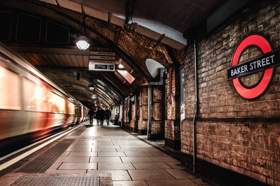 Baker Street Subway Platform Wallpaper