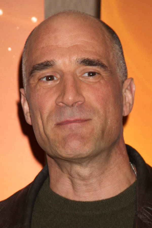 Bald Elias Koteas Wallpaper