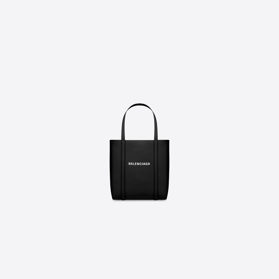 Balenciaga Tote Bag Wallpaper