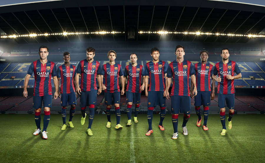 Barcelona Fc Team On Field Wallpaper