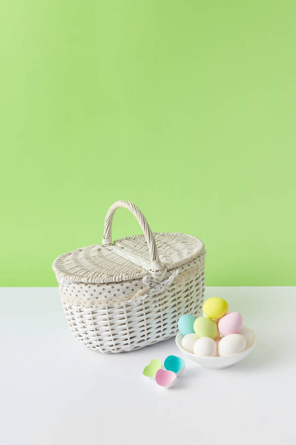 Basket And Eggs In Cute Pastel Aesthetic Wallpaper