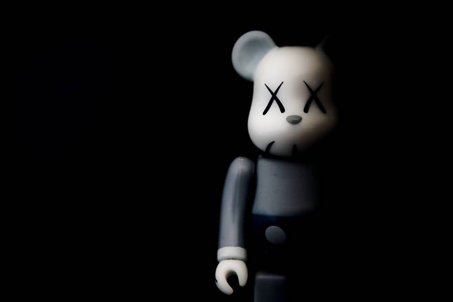 Bearbrick Kaws 46 Wallpaper