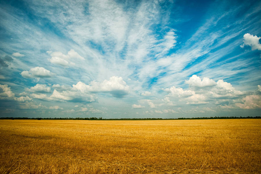 Beautiful Blue Sky With Clouds Wallpaper