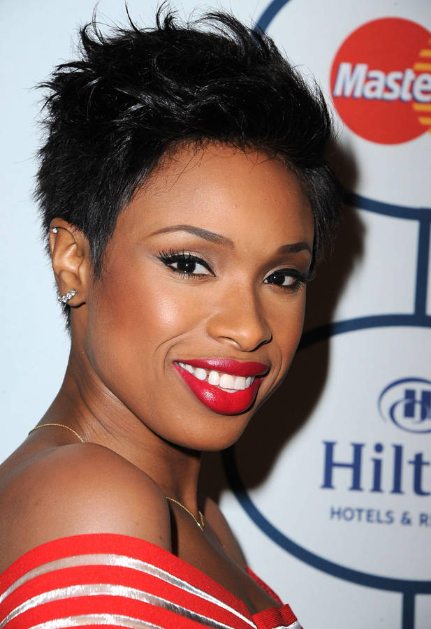 Beautiful Jennifer Hudson At Fashion Awards Wallpaper