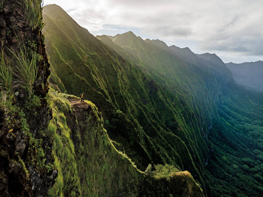 Beautiful Oahu Mountains Wallpaper